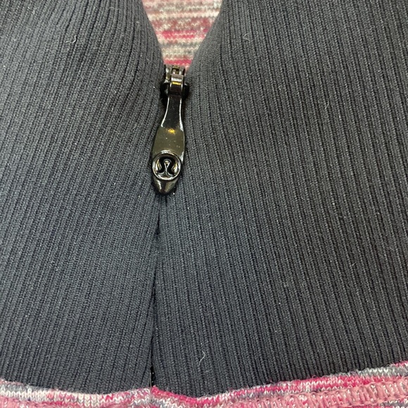 Lululemon Runderful 1/2 Zip Heathered Pullover - Picture 9 of 14